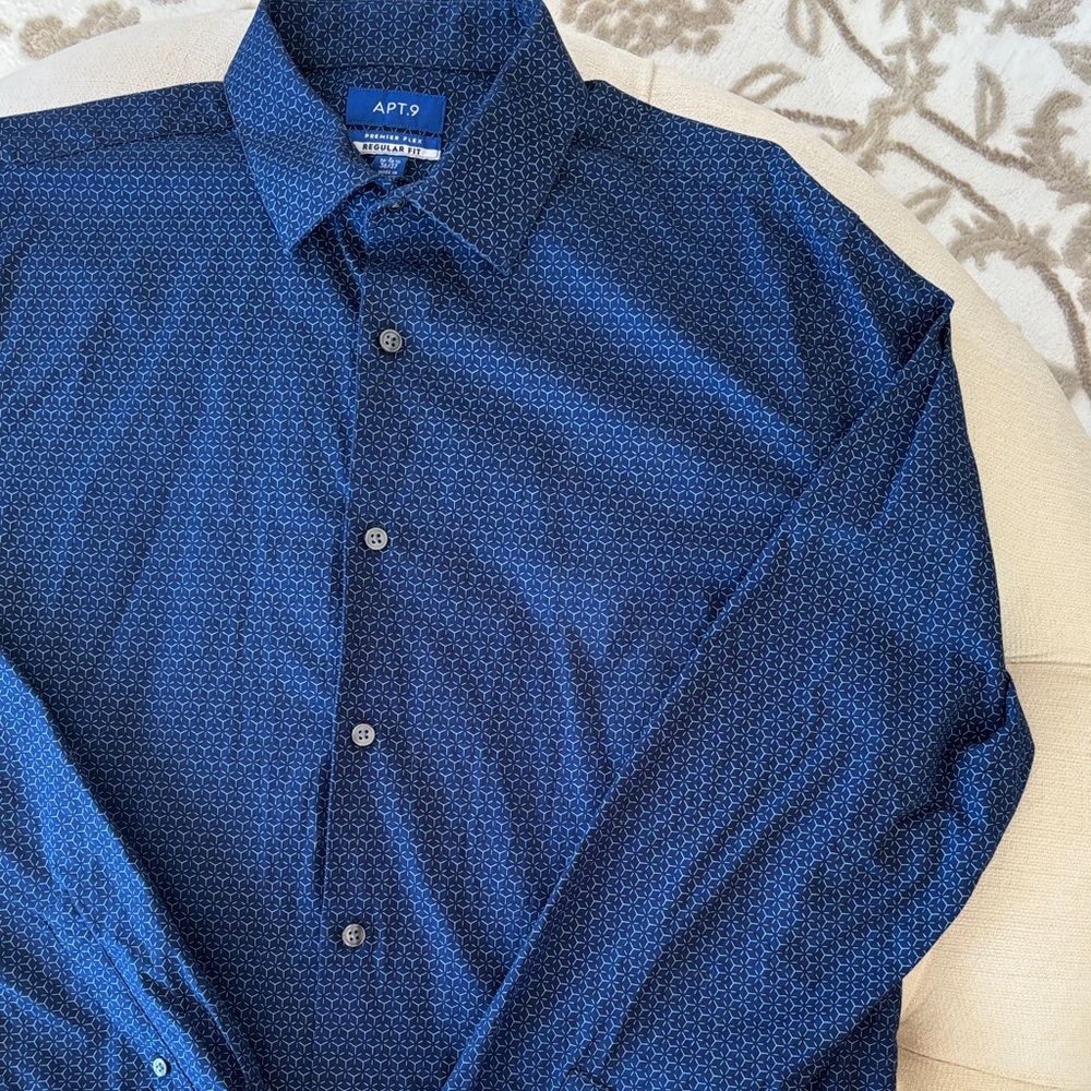 Apt. 9‎ Men's Navy Dress Shirt size Large - Picture 3 of 9
